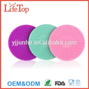 Easy to Hold Silicone Makeup Brush Cleaning Pad