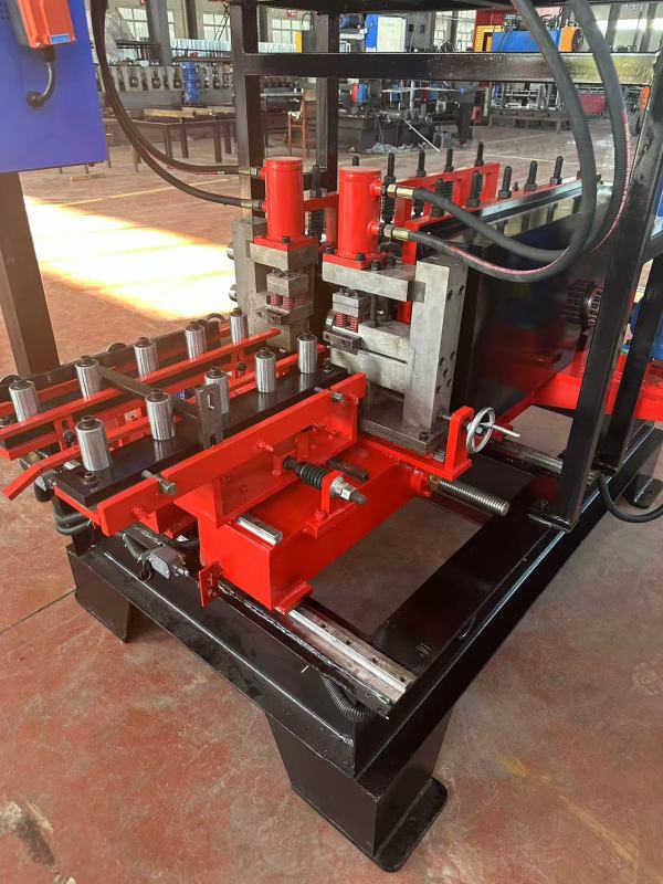 Yiping automatic bridge cover forming machine (with reinforcement)