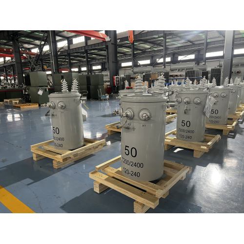 Transformador monofásico montado em poste 50kVA 7200V