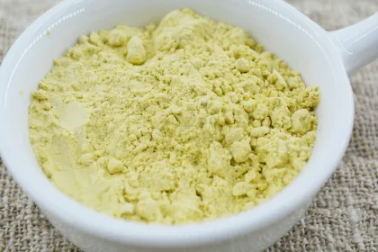 Kaempferol Pure Powder New Harvest Dried Dehydrated Powder