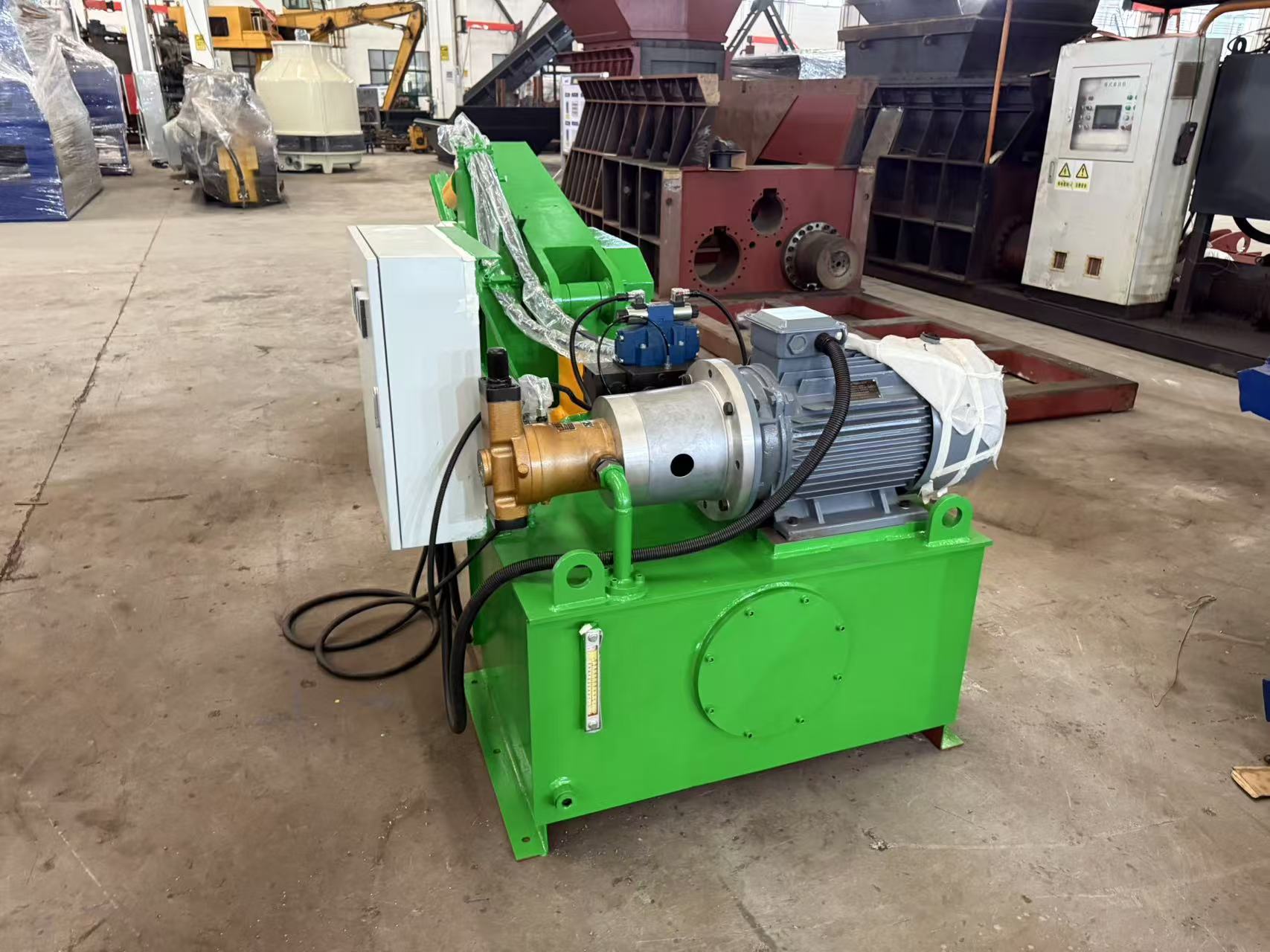 125T Hydraulic Scrap Metal Shear Alligator Cutting Machine