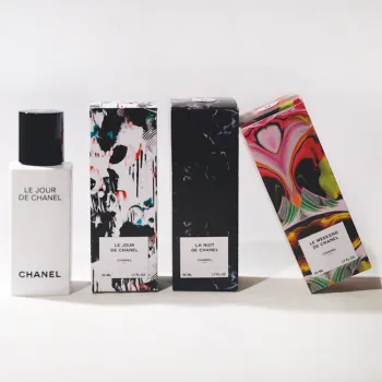 Customizable Folding Paper Perfume and Cosmetic Storage Box