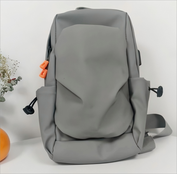 Borsa per incroci USB impermeabile per uomini Waterproof USB crossbody bag for men