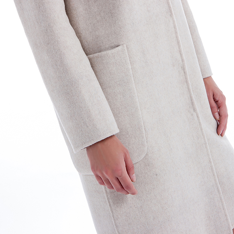 The Side of White Cashmere Wool Winter Clothing