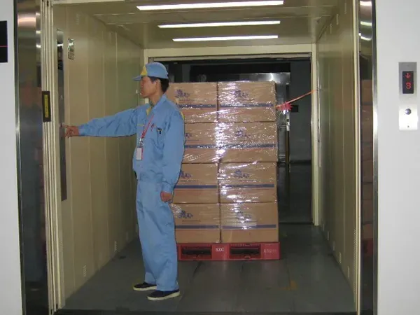 Small Machine Room Freight Elevator Lift
