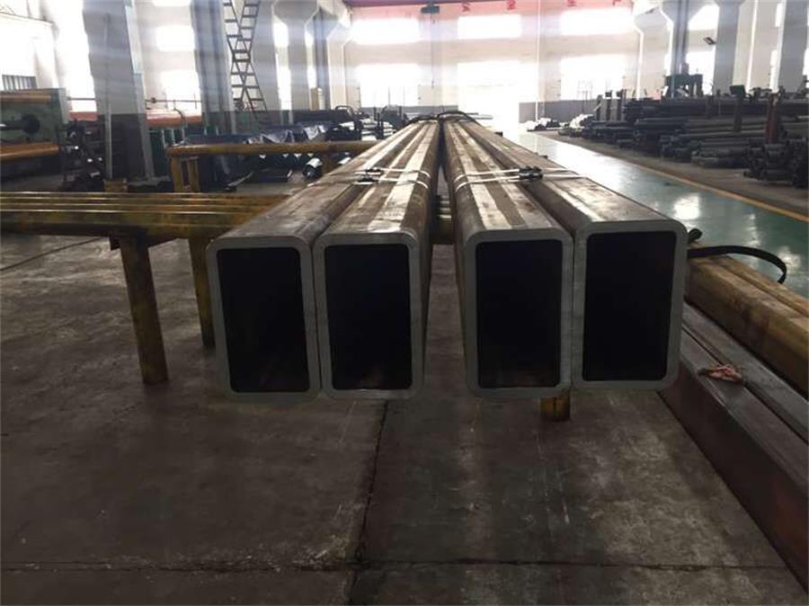 CK45 ống hình chữ nhật liền mạch được vẽ lạnh
