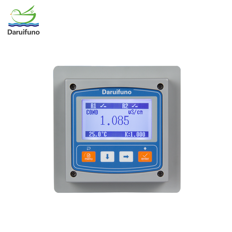 Medidor de condutividade em linha IP66 no tratamento de água