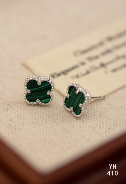Dainty green malachite four-leaf clover studs