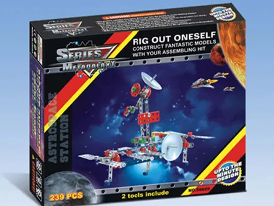 DIY MODEL ASTROSPACE STATION