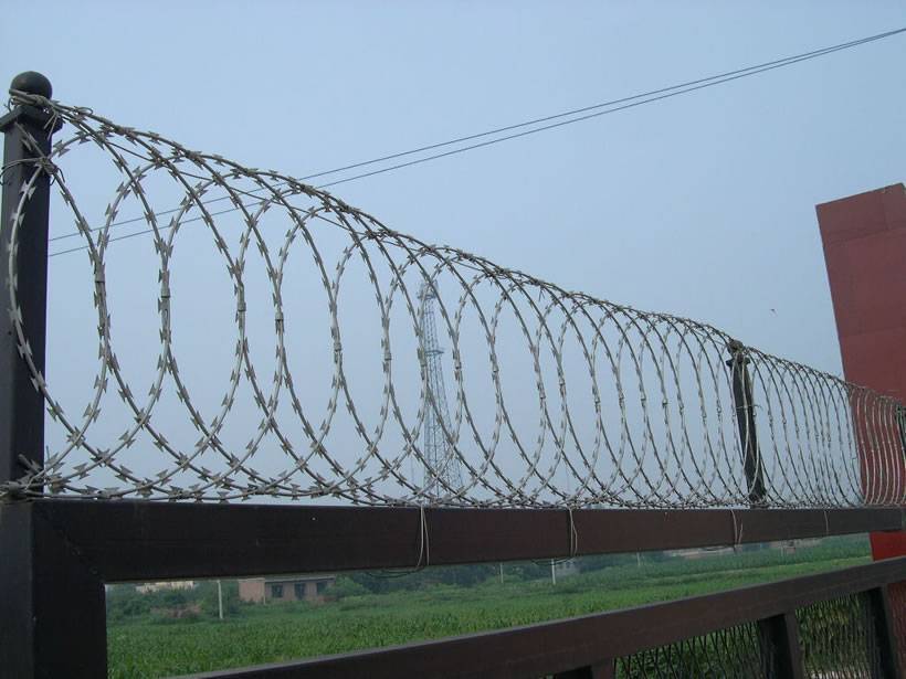 razor wire flat wrap2