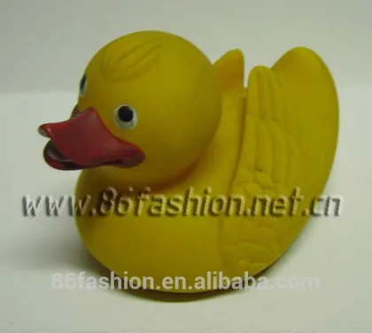 Cute kids bath toy duck, rubber bathing ducks, yellow rubber duck with sound