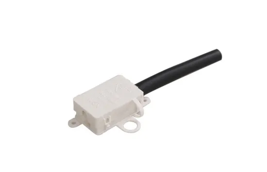3 * 1.5mm 220v / 10a Ip44 Junction Box For Bathroom Lighting