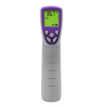 Kinderen gebruiken voorhoofd digitale infraroodthermometer