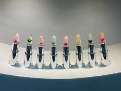 Crystal flower gold foil lipstick