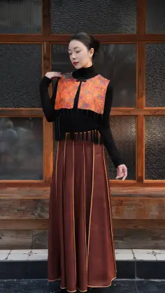 Traditional Brocade Tassel Sleeveless Top