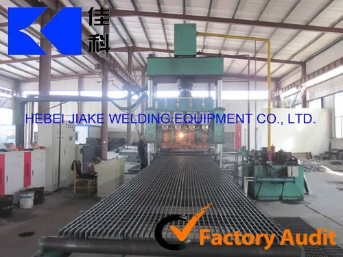 Automatic Walkway Steel Gratings Machine Process 100*10mm