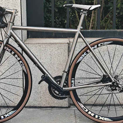 Titanium road bike frame disc brakes