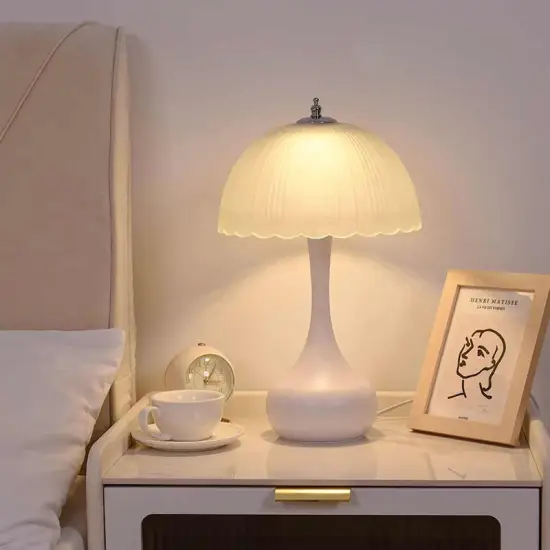 Luxury French Style Table Lamp: Perfect for Bedroom, Wedding Party, Hotel & Home Decor