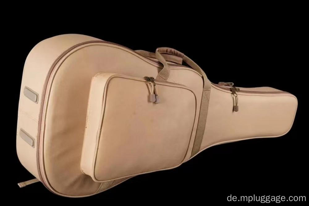 Akustisch -brauner Gitarren -Gig -Tasche mit Äußeren