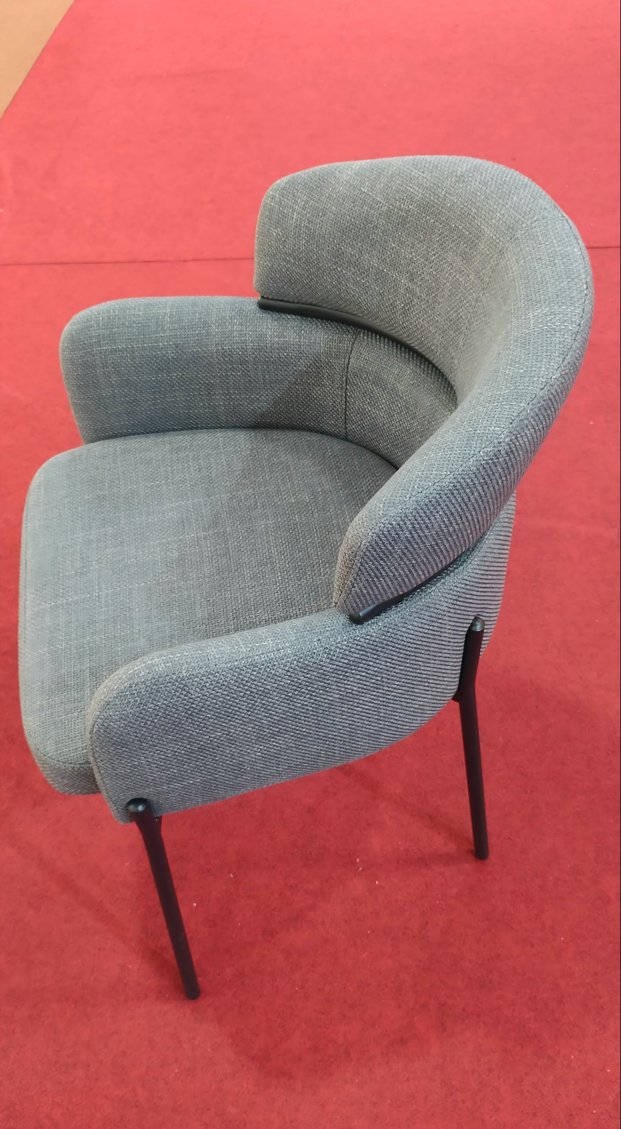 BR-25A30 chair 2