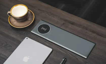 USB port wireless charging socket