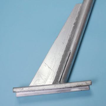 Braço de suporte para luminária de aço galvanizado