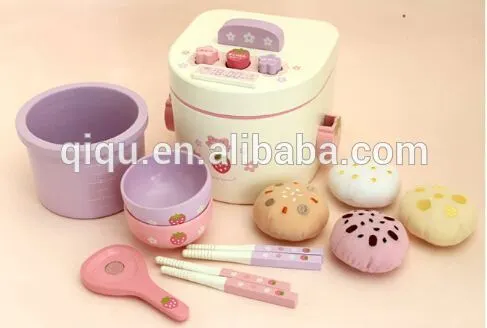 2015 New Arrival Mother Garden Series Mini Rice Cooker for Kid Pretend Kitchen Set Wooden Kitchen Toy QQ-MT005
