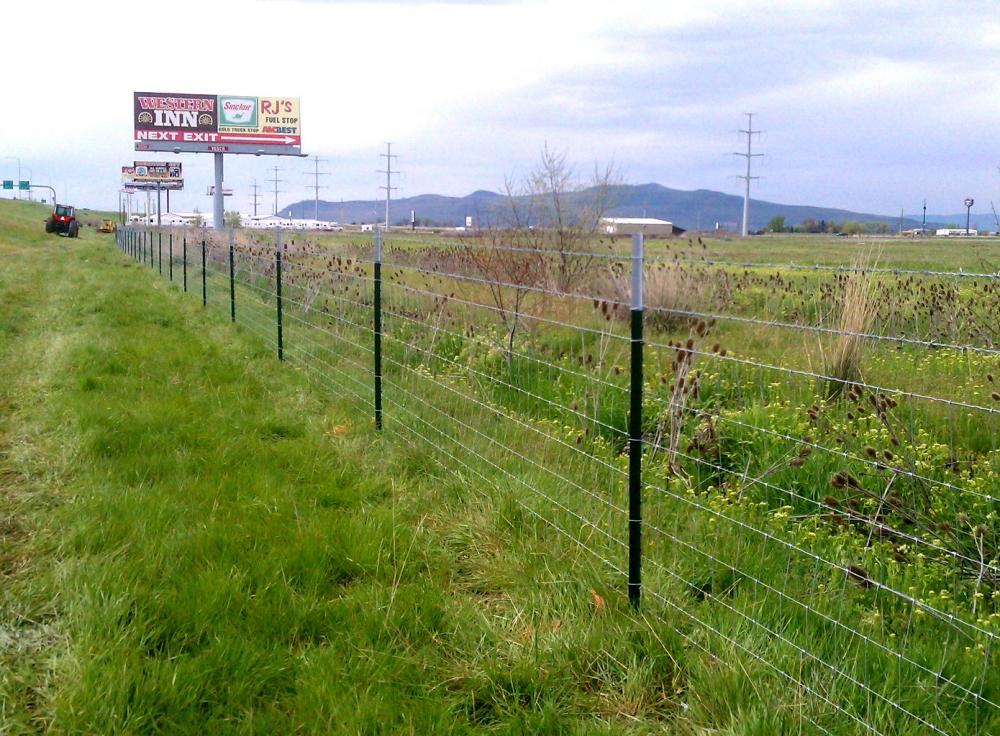 steel Farm filed fence hinge joint cattle fence