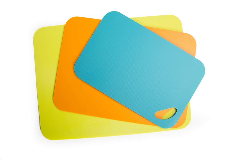 2PCS Extra Thick Plastic Flexible Cutting Board Set