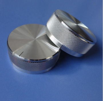CNC Lathe Turned Aluminum Audio Knob, 48x20mm, Black/Gold Anodize, Straight Knurling