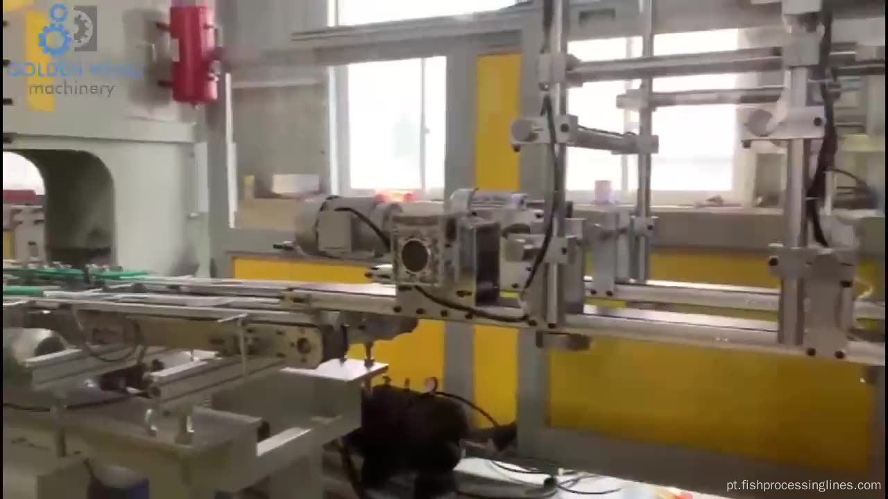 Lata de sardinha automática que faz a linha de produção da máquina