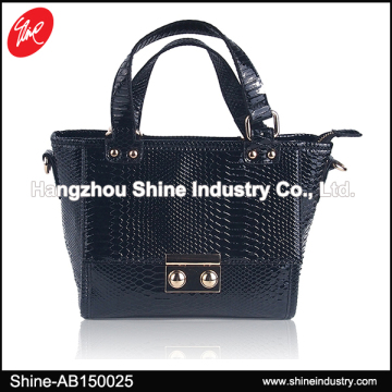 Black Ripple Style PU Lady Handbag