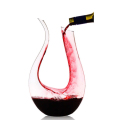 Decanter del vino in vetro a forma di cigno a U