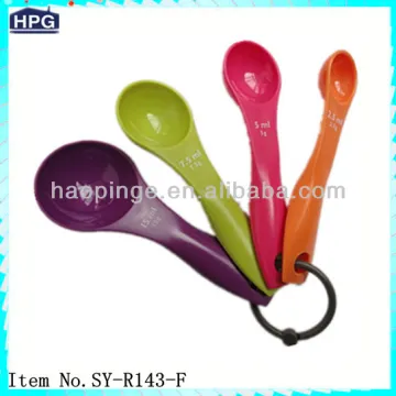 4PC Cheap Plastic Measuring Spoon Set