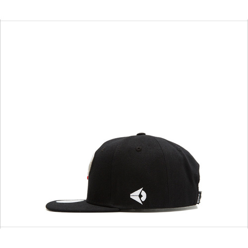 Hip hop embroidered baseball cap with skull
