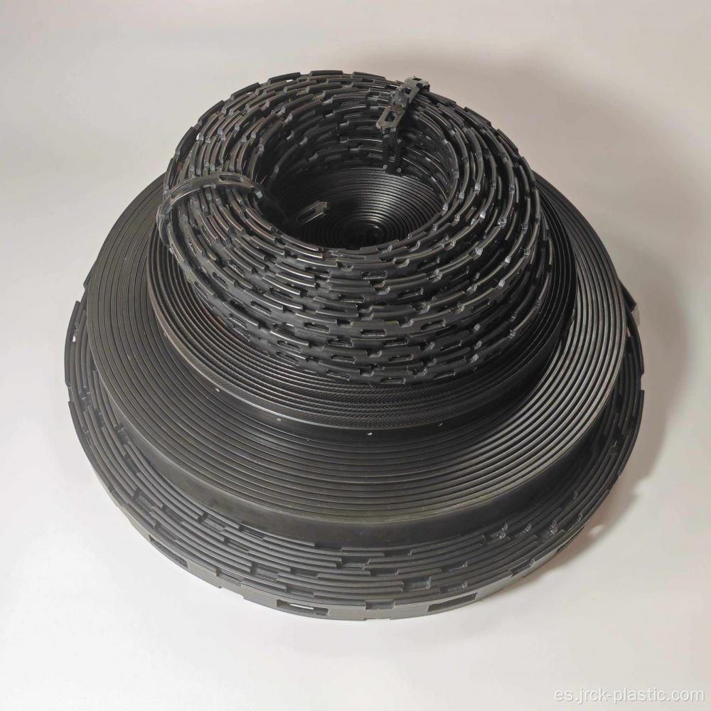 Cadena de PVC negra personalizada con agujeros