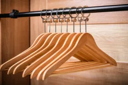 Luxury Wooden Hotel Clothes Anti-theft Hanger