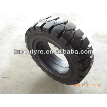 Solid forklift tyres 8.15-15