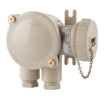 10A Marine Nylon Socket