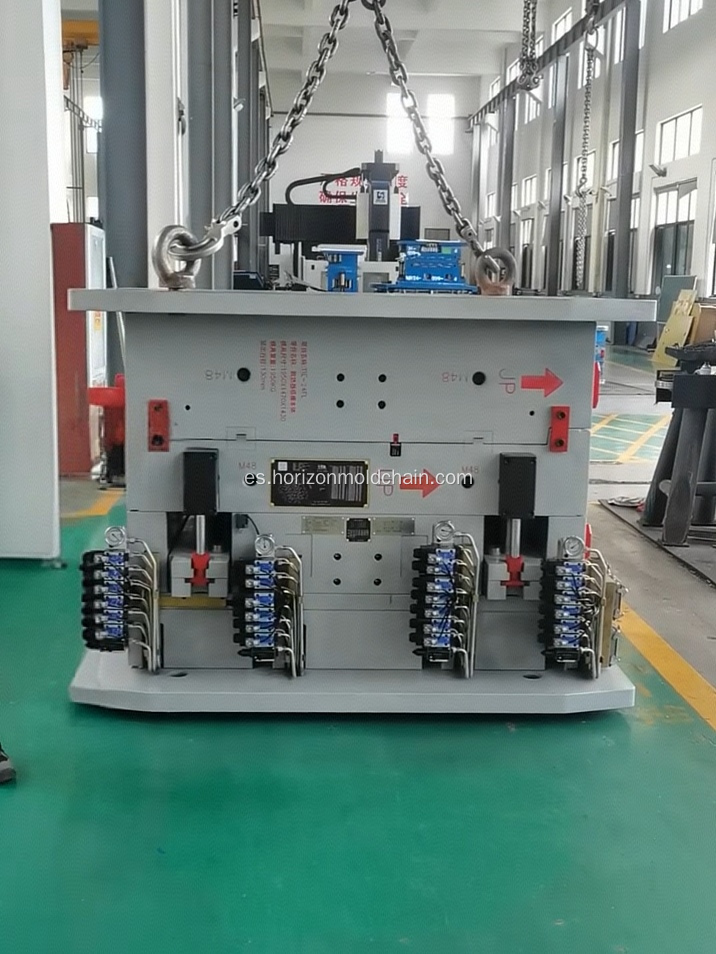 Molde de piezas automáticas de inyección grande