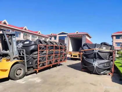 Marine Fender ISO17357 Pneumatic Rubber Yokohama Fender