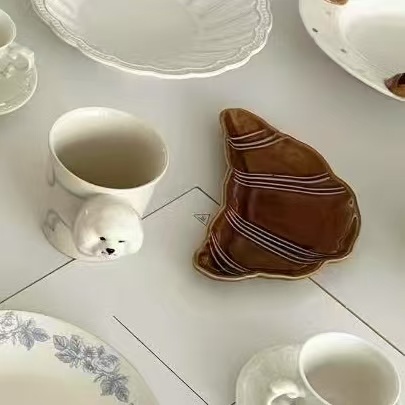 Versatile Tableware Solutions for Households