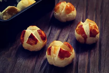 Bakery Pastry Sheeter and Puff Pastry Making Machine