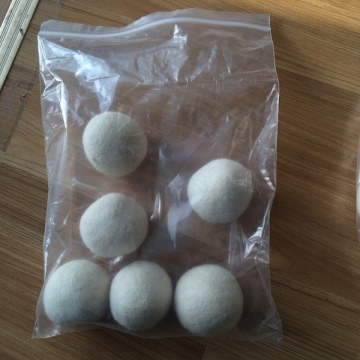 100% Sheep Wool Felt Washing Balls for Affordable Home Cleaning and Drying