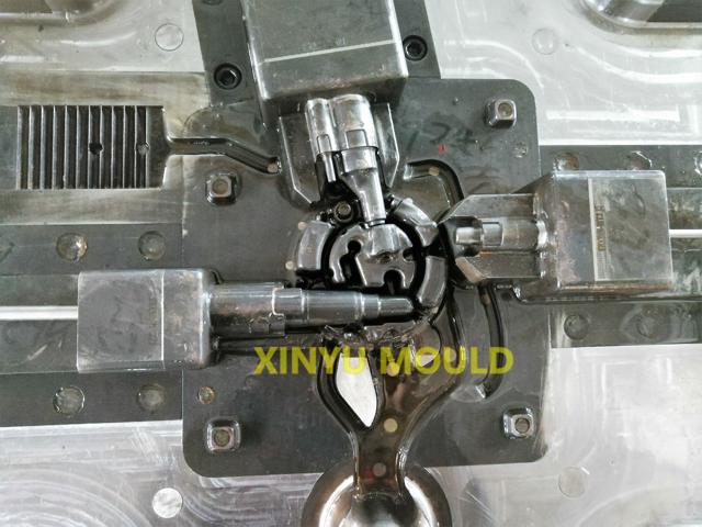 compressor cover die