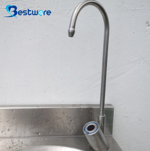 Sensor -Trinkbubbler -Wasserhahn für gesundes Trinkwasser