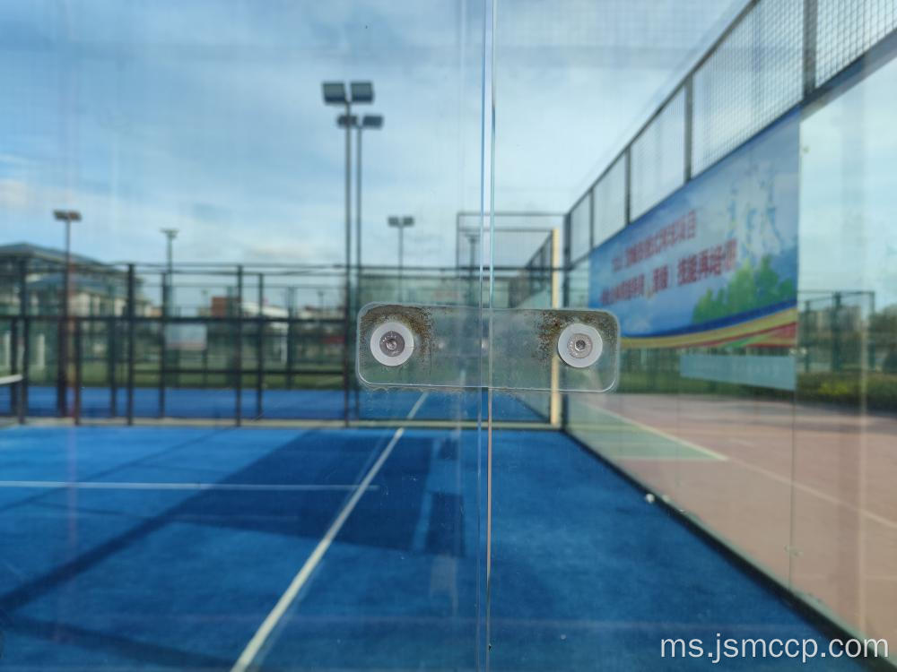 Turf Buatan Panas untuk Padel Court