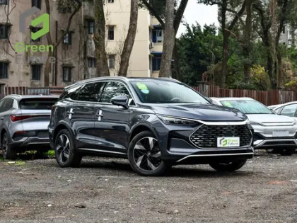 BYD Tang DM-p DM-i: 7 Seat Hybrid Electric SUV