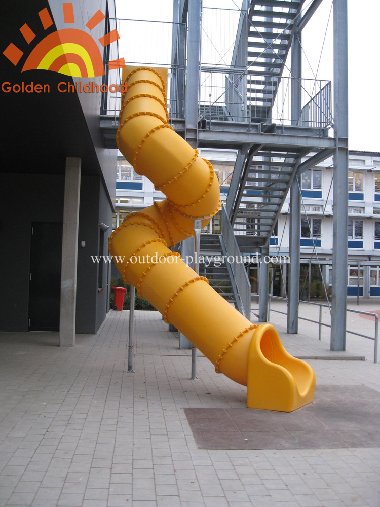 Playground Spiral Tube Slide