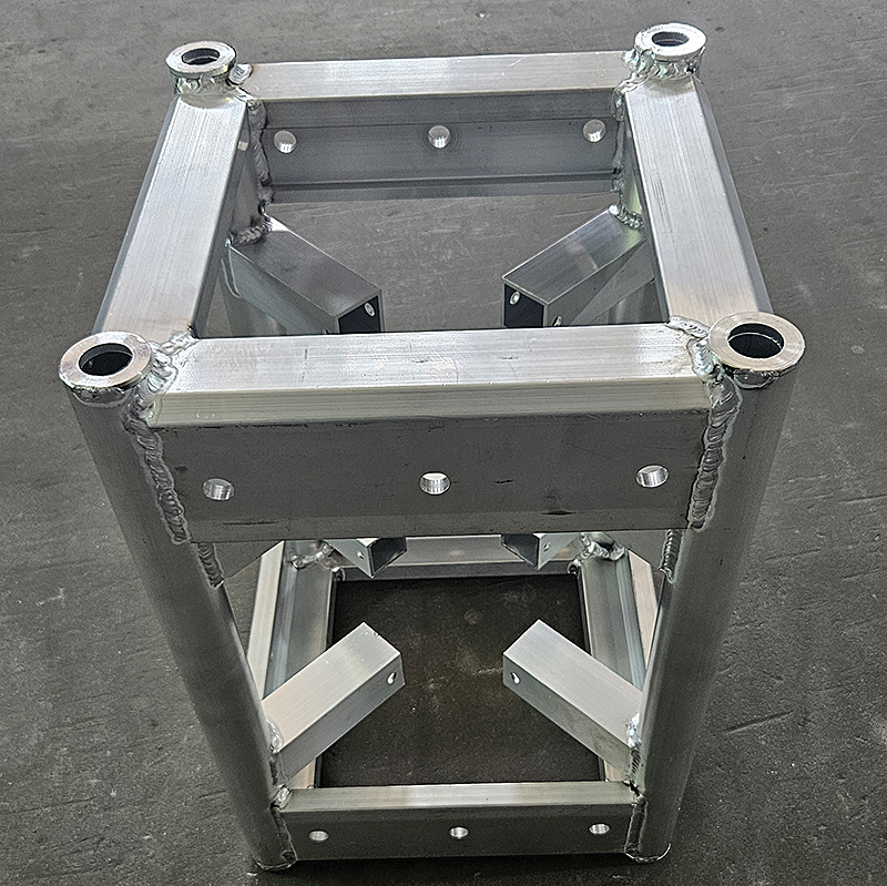 Heavy-Duty Square Truss